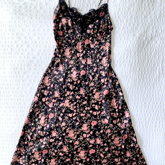 VTG 90s Y2K Betsy Johnson Silk Slip Dress Black Floral XS - Picture 10 of 15